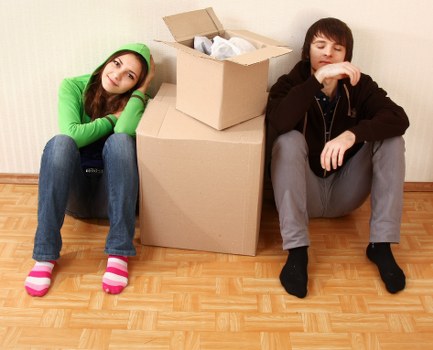 Checklist and moving supplies for a Holloway removal service