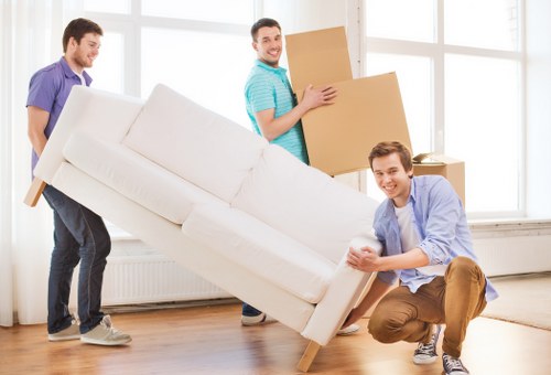 Professional van service for moving and delivery in Holloway