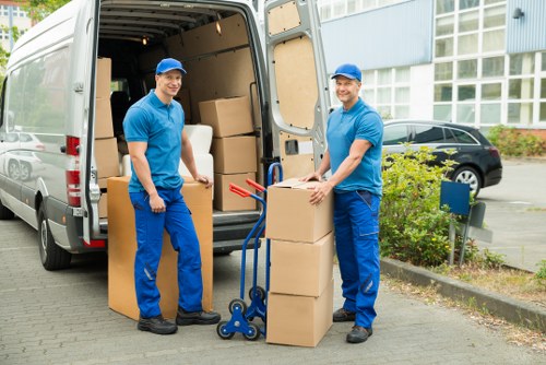 Local house removal service supporting a move in Holloway